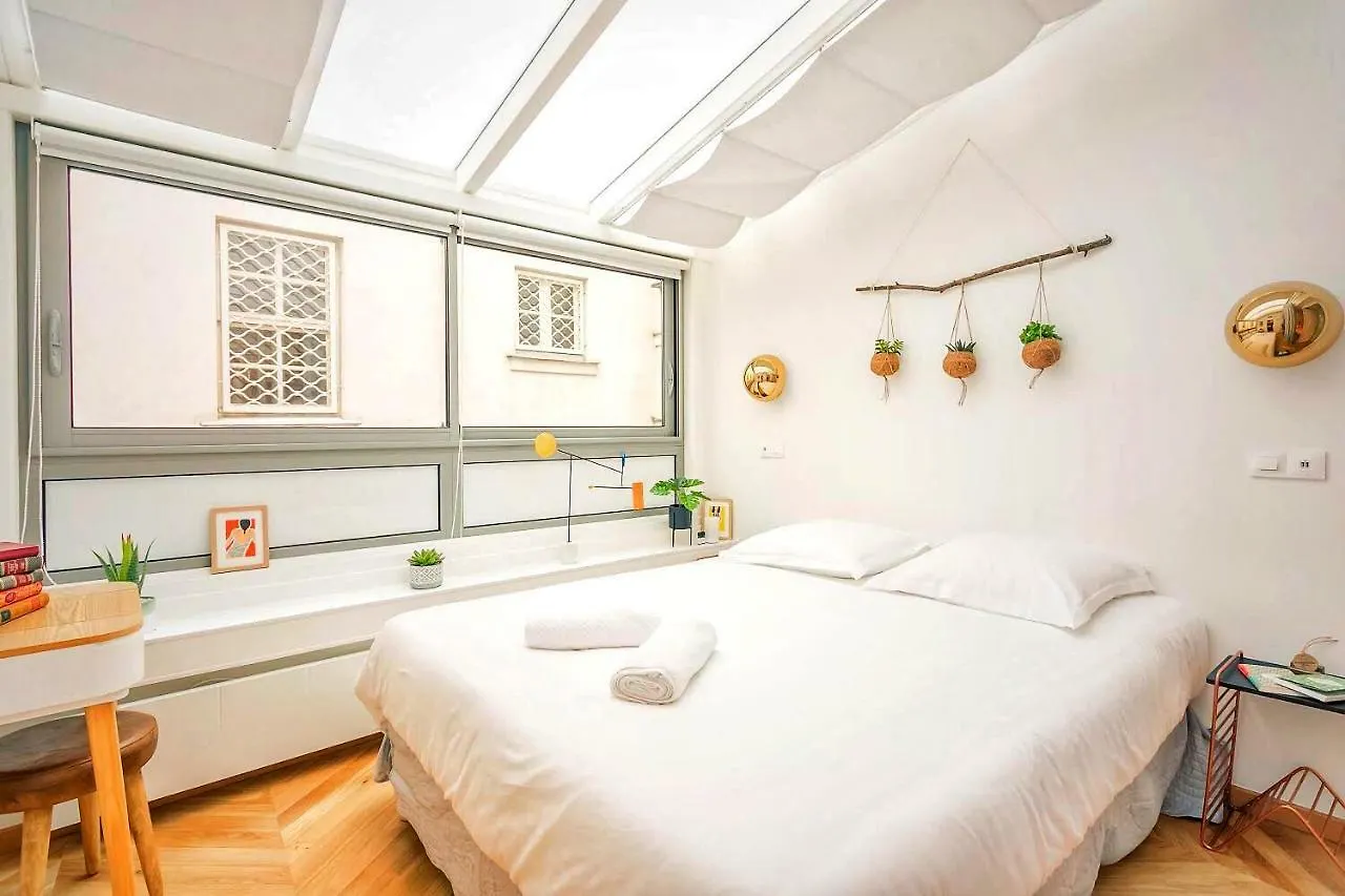 Apartamento Amazing Notre Dame Boulevard St-germain - 4 Bedrooms París