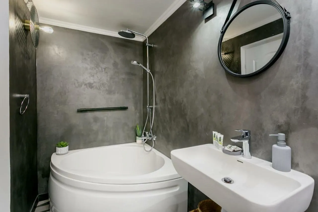 Amazing Notre Dame Boulevard St-germain - 4 Bedrooms Paris